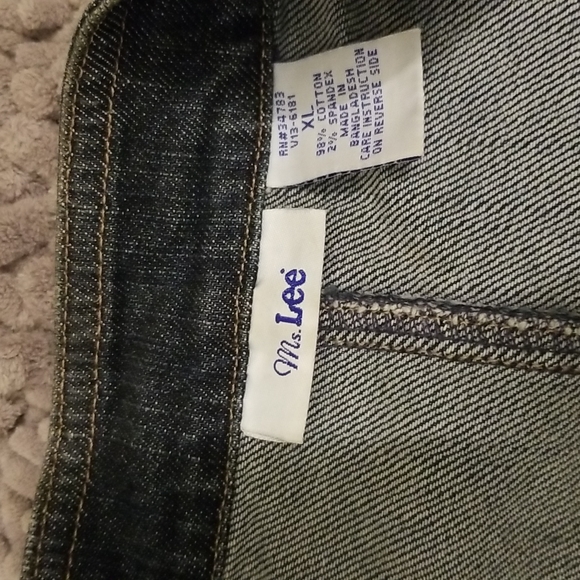 Ms. Lee Jean Jacket - Picture 2 of 7